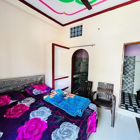 Gayatri Homestay Rudraprayag Екстер'єр фото